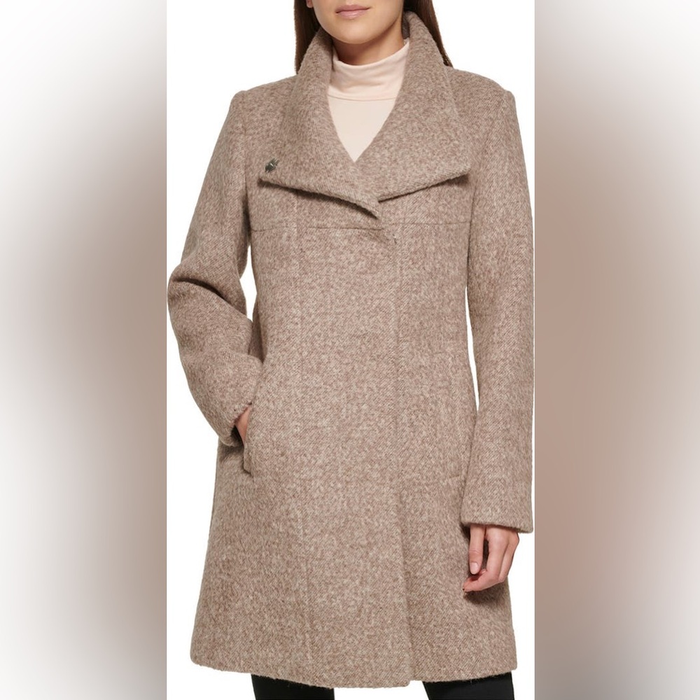 Kenneth Cole New York - Asymmetrical Wool Coat